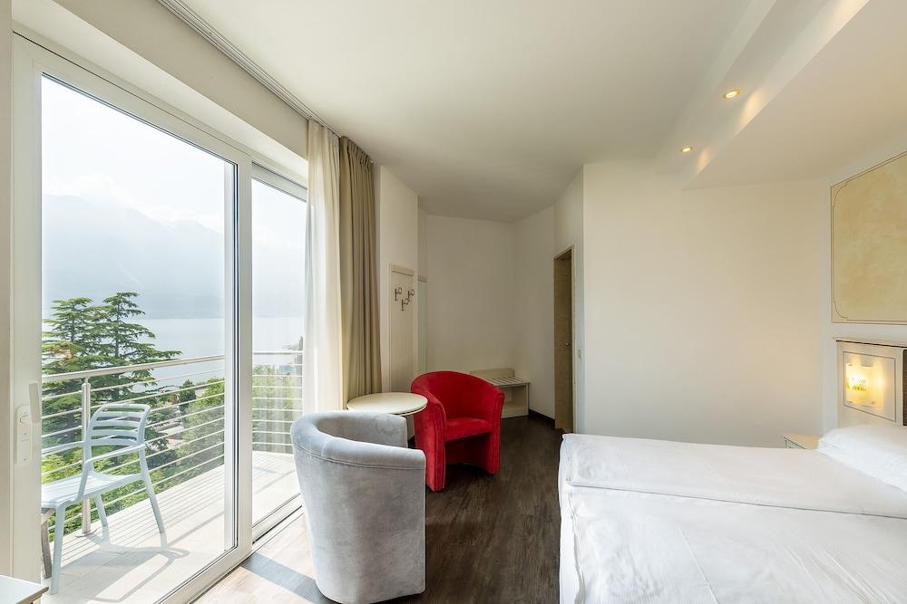 Sogno Del Benaco Hotel 4*