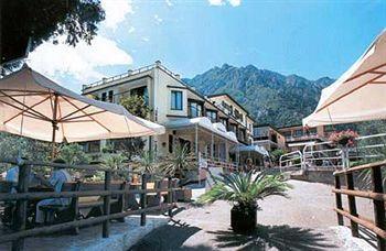 Sogno Del Benaco Hotel Limone sul Garda