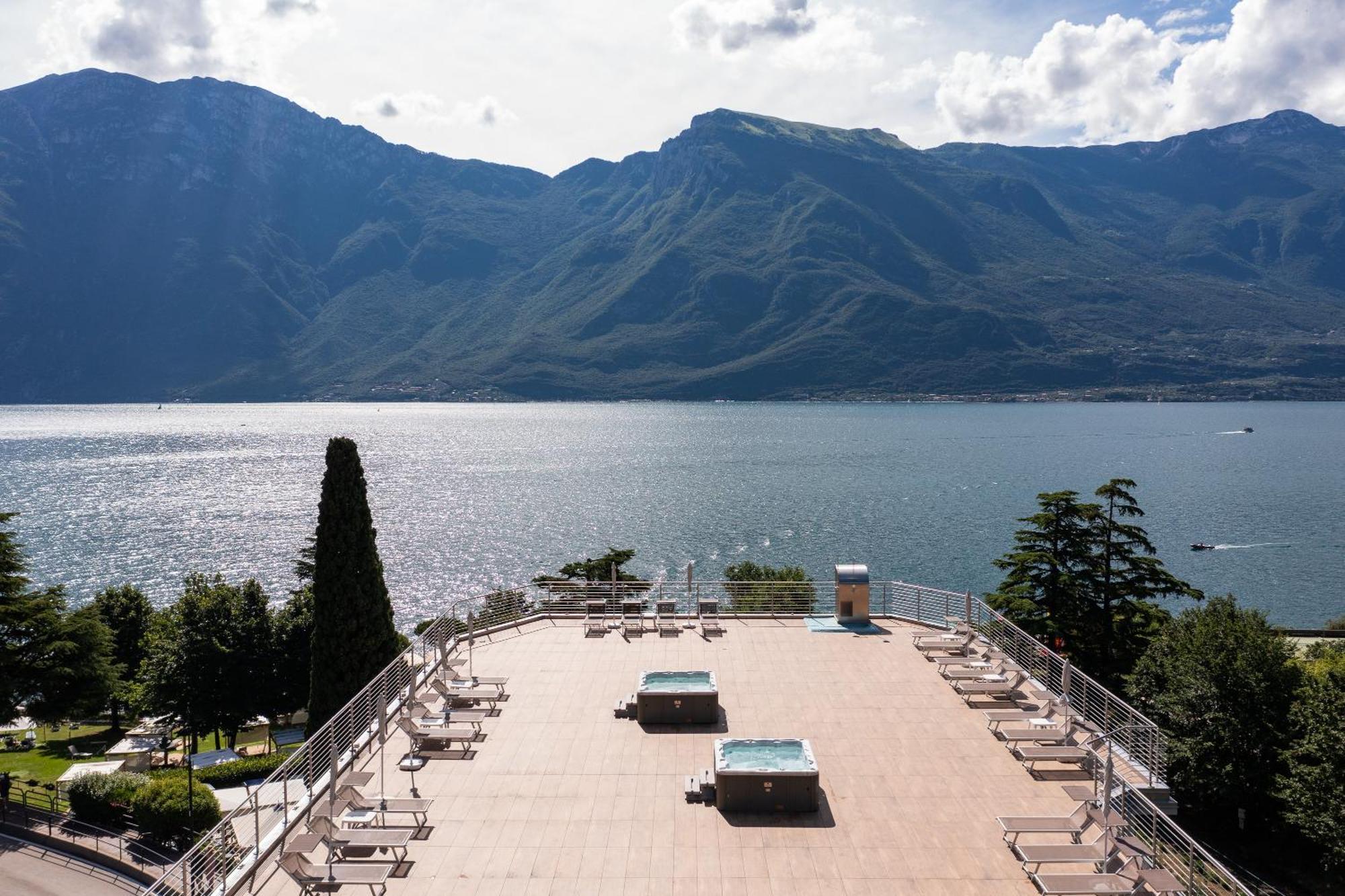 Hotel Sogno Del Benaco 4*